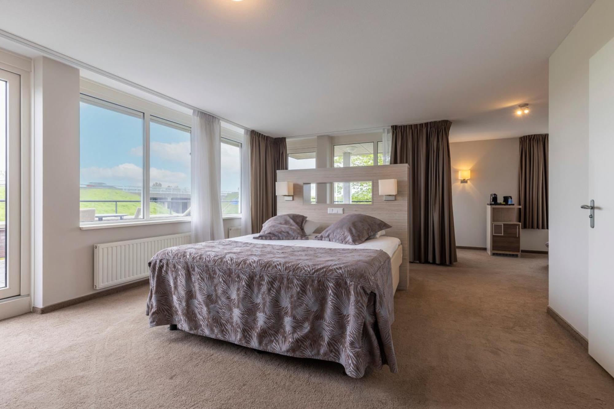 Fletcher Wellness-Hotel Kamperduinen Камперланд Екстериор снимка
